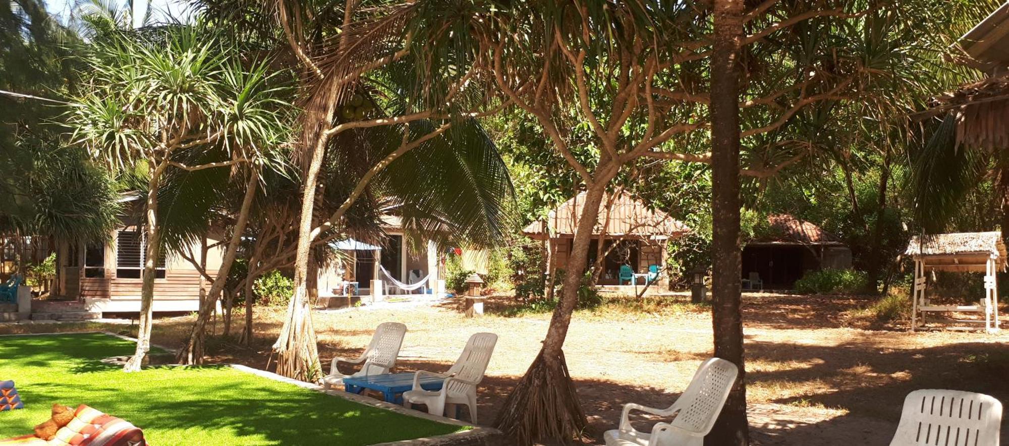 Hotel Phayam Friends Koh Phayam Exterior foto