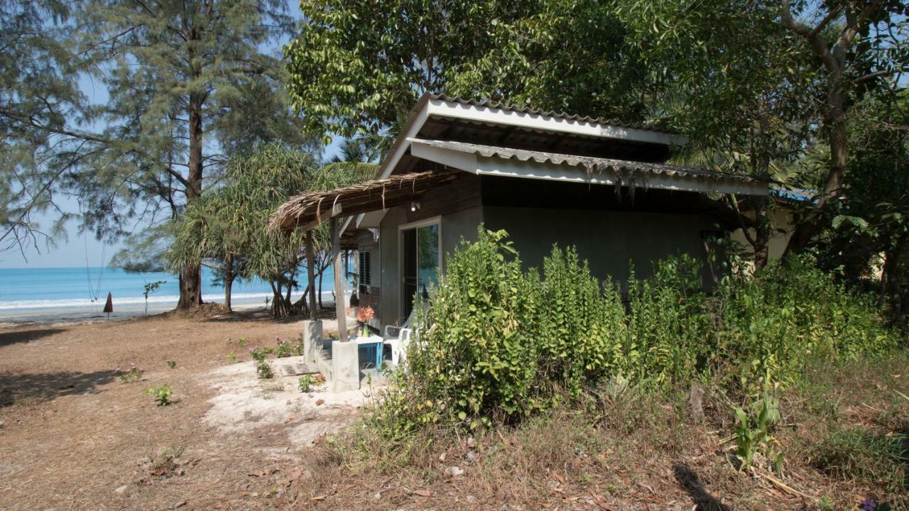 Hotel Phayam Friends Koh Phayam Exterior foto
