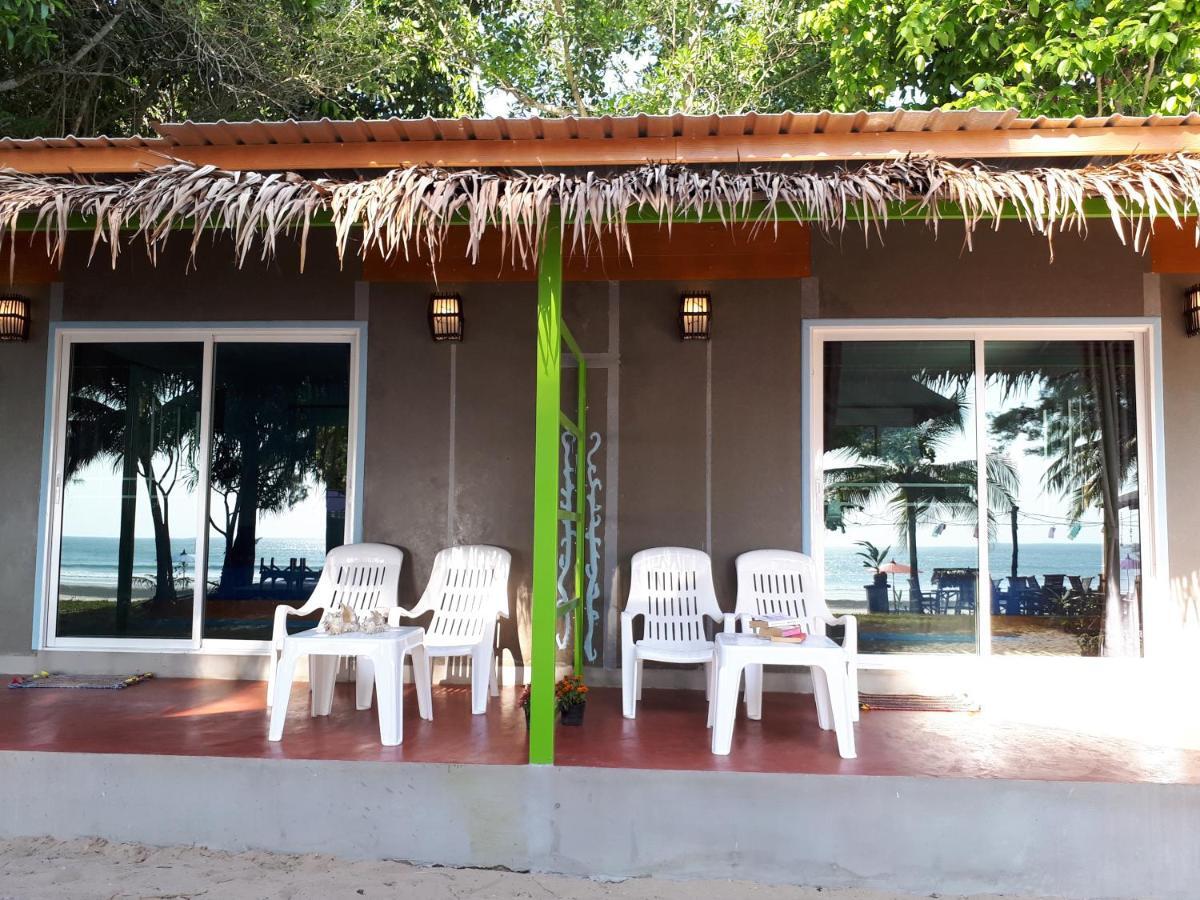 Hotel Phayam Friends Koh Phayam Exterior foto